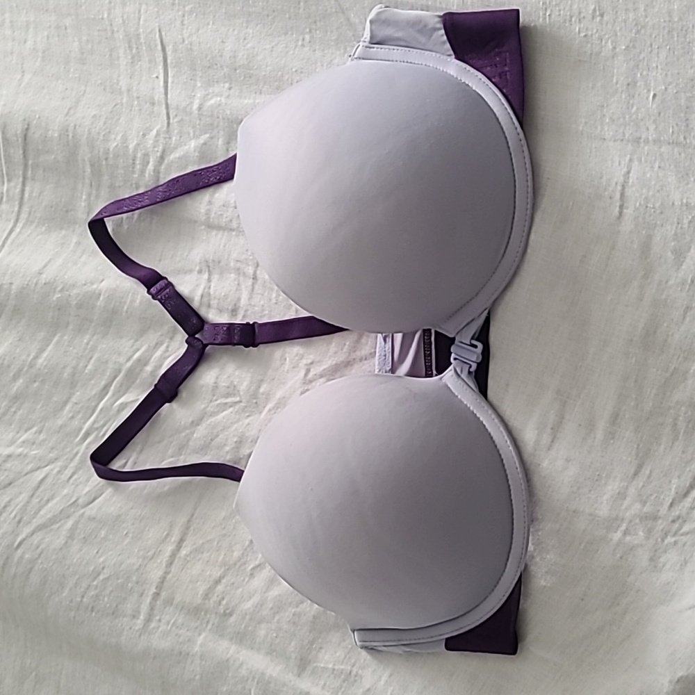 Victoria's Secret Pink brand push up bra